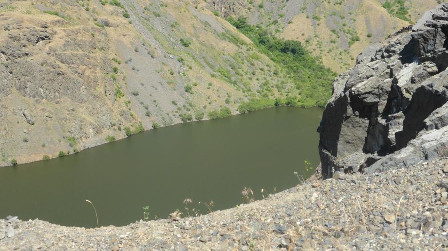 Snake river in Hell's Canyon